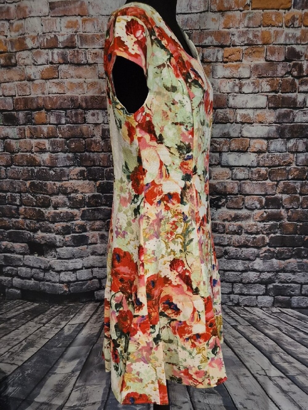 NorthStyle Multicolor Floral V-Neck Dress - Picture 8 of 10